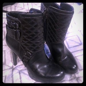 Quilted style booties